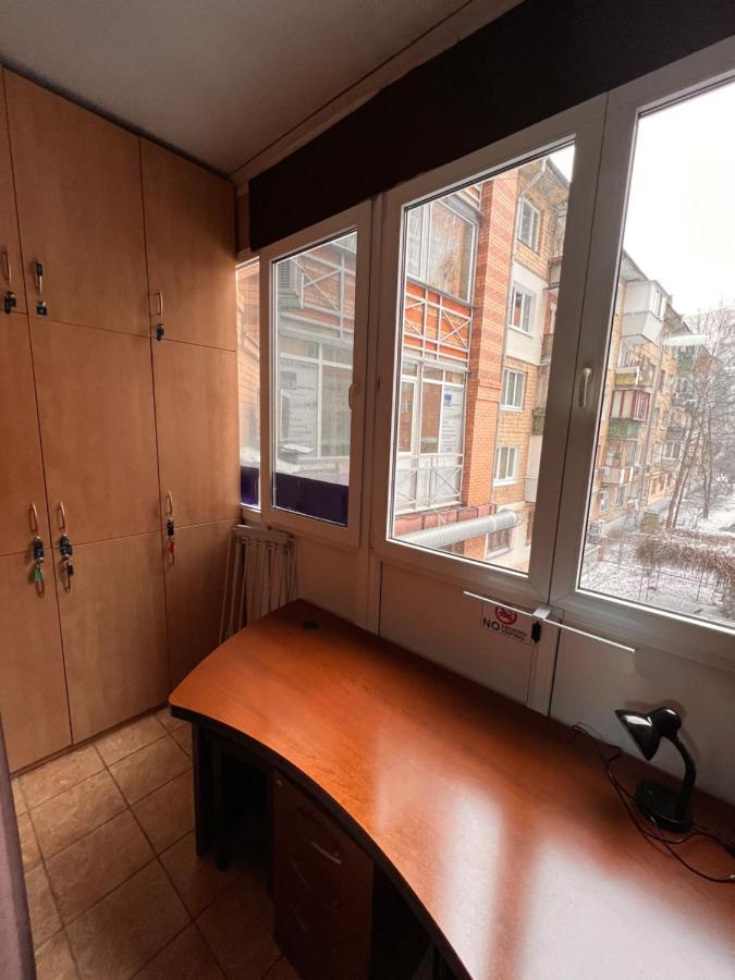 Апартаменти На Печерську Kyiv Exterior photo